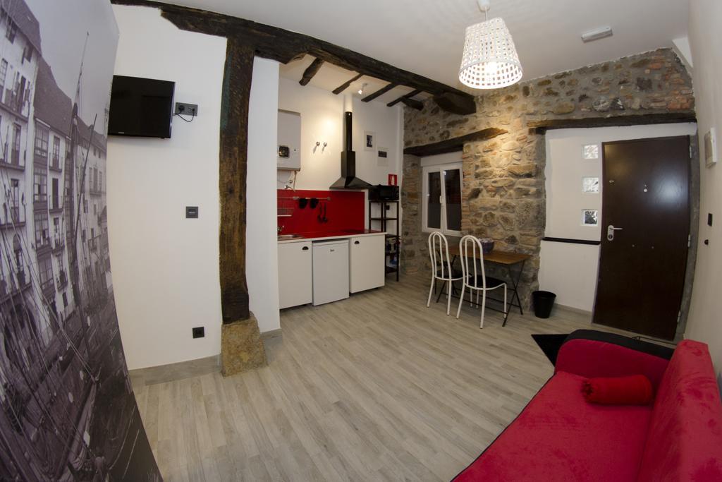 Andra Mari Apartamentu Turistikoak Bermeo Ruang foto