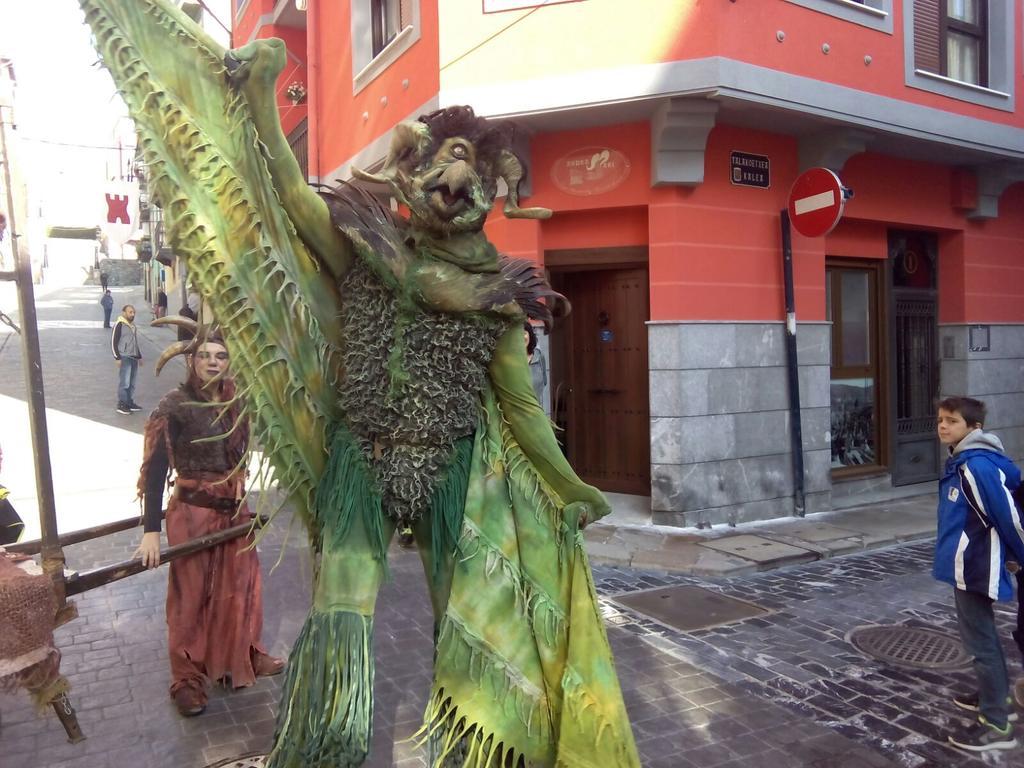 Andra Mari Apartamentu Turistikoak Bermeo Bagian luar foto